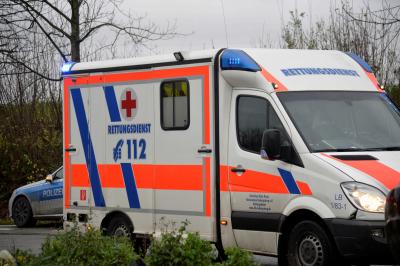 Moeglingen: Schwerer Vorfahrtsunfall - Mercedes nimmt Audi auf die Hoerner - Fahrer verletzt